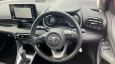 Toyota Yaris 1.5 Hybrid Design 5dr CVT Hybrid Hatchback